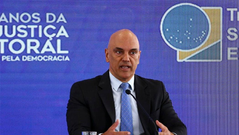 MINISTRO ALEXANDRE DE MORAES (TSE) APLICA MULTA DE R$ 22,9 MILHÕES AO PL E LIBERA PARTIDOS COLIGADOS