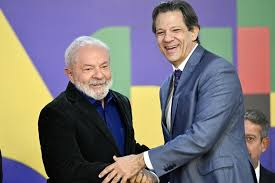 Senado aprova taxação dos mais ricos e arrecadação pode aumentar em cerca de R$ 30 bilhões até 2025