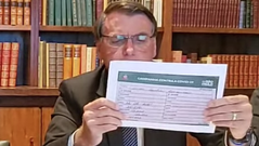 Bolsonaro é indiciado por associação criminosa no caso que investiga falsificação de certificado de vacina