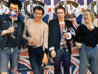 Sex Pistols: reedição especial de "God Save The Queen" chega no final deste mês