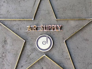 Air Supply será homenageado com estrela na Calçada da Fama de Hollywood