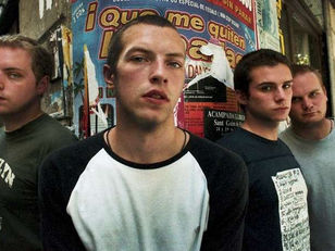 Há 20 anos, o Coldplay alcançava o primeiro lugar com o álbum Parachutes