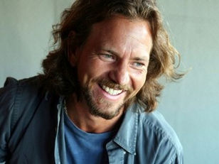 Eddie Vedder apresenta "Future Days" no Game Awards; assista