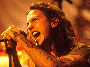 Há 23 anos, o Pearl Jam celebrava a marca de 10 milhões de cópias vendidas de "Ten"