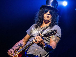 Slash: "2025 será totalmente dedicado ao Guns N' Roses"