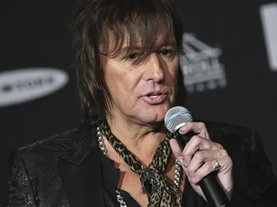 Richie Sambora: "Tenho um novo disco pronto para ser lançado em breve"