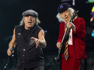 AC/DC : Highway To Hell rompe a barreira de 2 bilhões de streams no Spotify