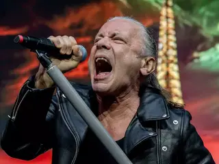 Bruce Dickinson completa 68 anos: a trajetória de uma das maiores vozes do heavy metal