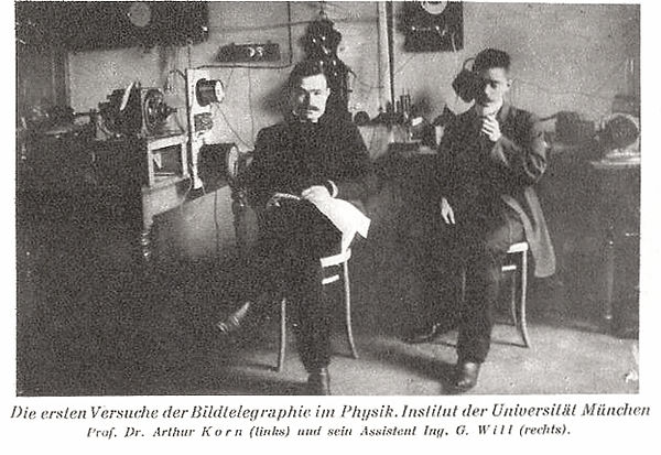 Radiowelt 19 5 1928 b_edited.jpg