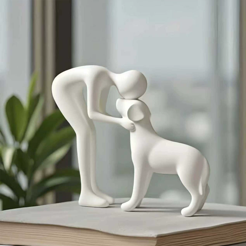 Escultura Pessoa e Pet branca