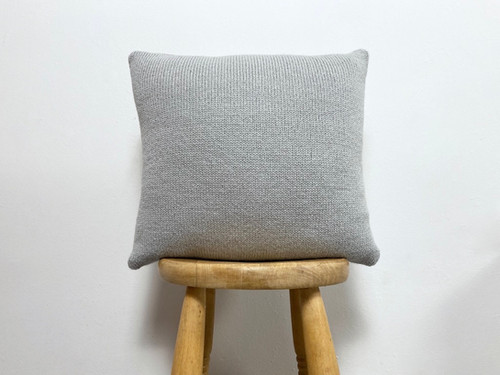 Richmond Cushion Thistle Grey