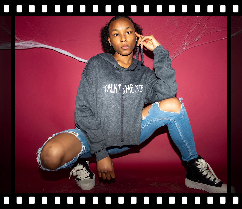 Thumbnail: TTMN Ladies Croptop Hoodie