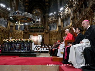 « Déposez les cuirasses qui ont endurci votre cœur » : Léon XIV confie l’Église à la Vierge de Montserrat