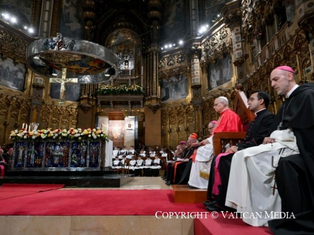 « Déposez les cuirasses qui ont endurci votre cœur » : Léon XIV confie l’Église à la Vierge de Montserrat