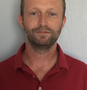 Patrick Couny, physiotherapist equipped with virtual reality KineQuantum