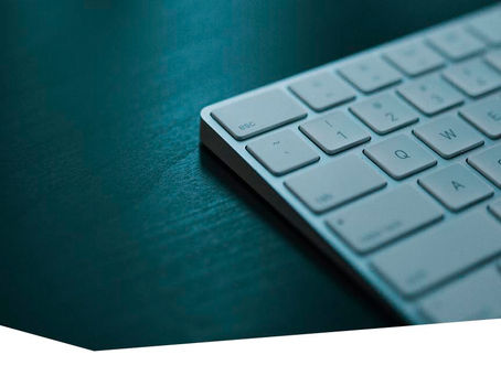 - Hvorfor står det J i mailen jeg nettopp fikk?