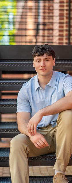 High school senior guy in Old Town Alexandria