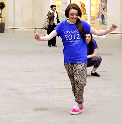 tumblr_inline_nmelhofwHg1ro5idi_500.gif