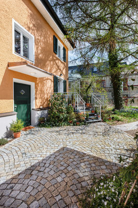 BA36_2_Eingang_Verandatreppe.jpeg