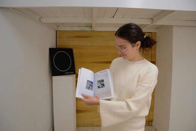 art
catalogue
contemporary
painting
helen tóth
publication