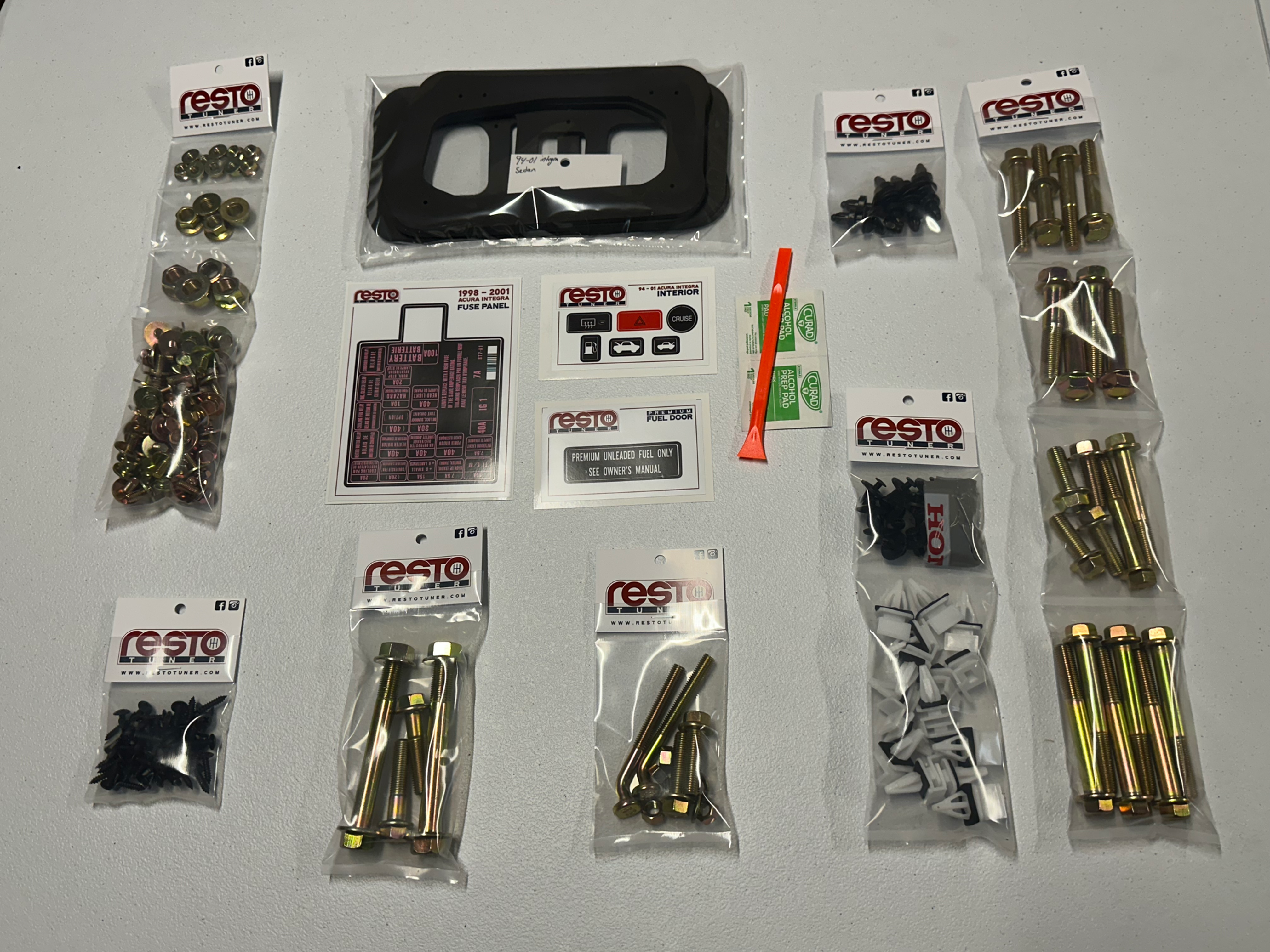 1998-2001 Acura Integra Sedan Interior & Chassis Bundle