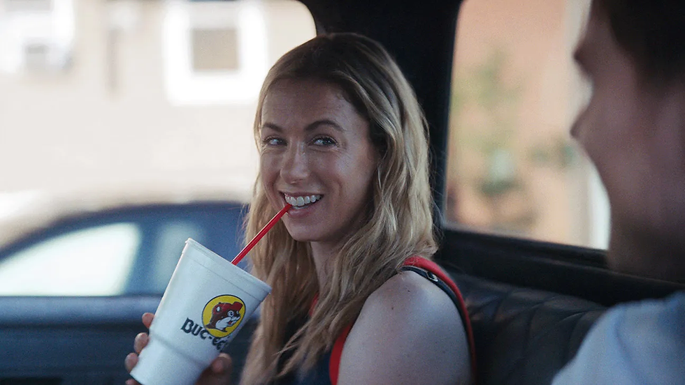 Iliza Shlesinger's "Chasing Summer" is a Delightfully Messy Love Letter to Texas