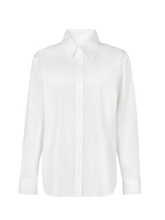 Basic white shite to fit curvy girls