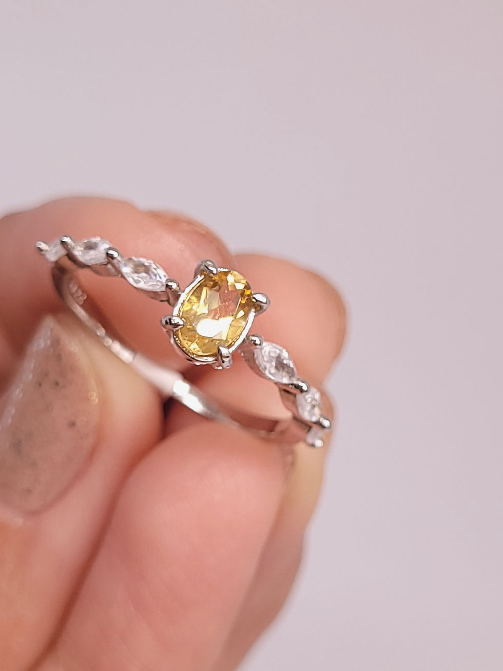 Thumbnail: Citrine Chain Ring