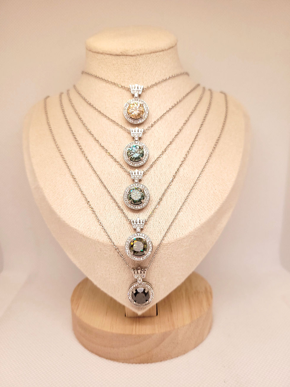 Miniatura: Collar de Moissanita Corona 2 ct 