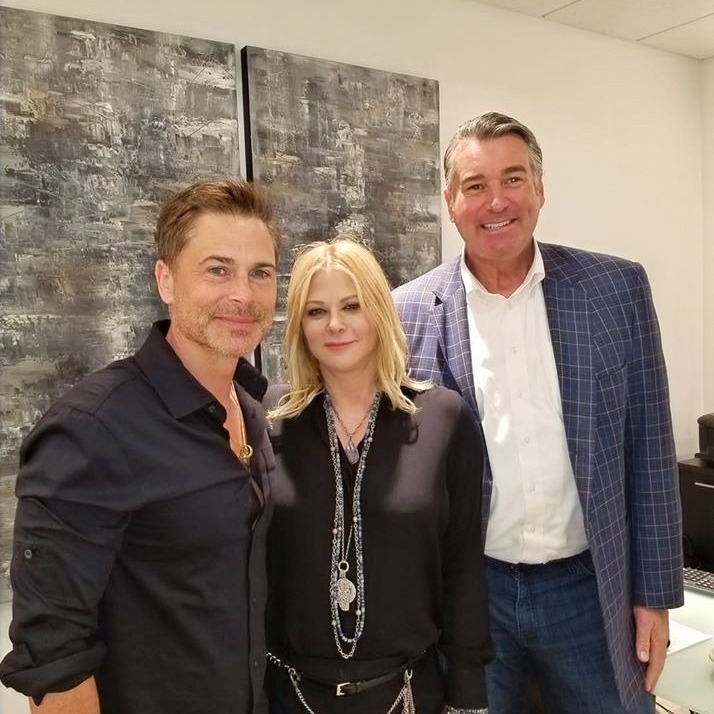 Three guests photographed together for Trends Magazine
