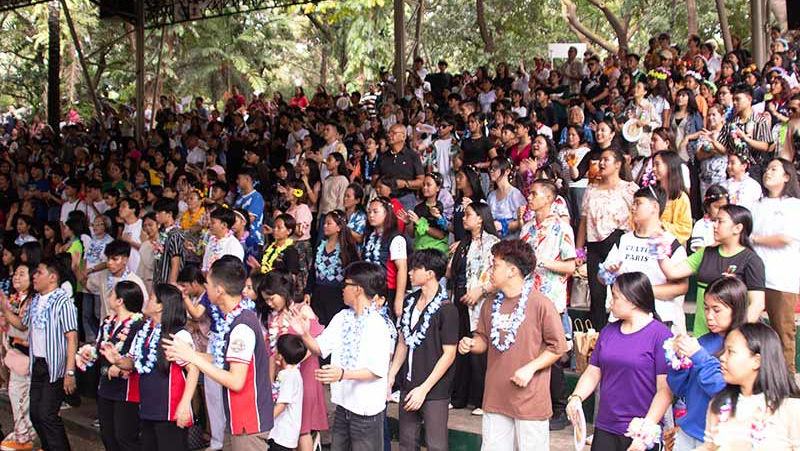 The First VYG Luau in the Philippines