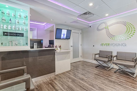 4 Ever Young Lobby