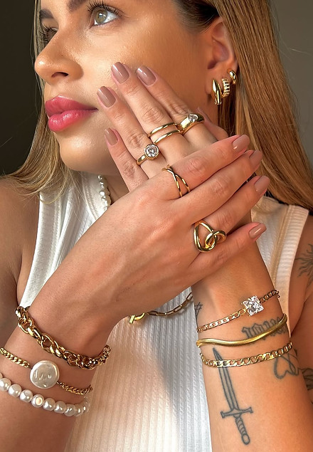 Pérolas + Ouro 18k = poder absoluto.❤️_🔥As peças mais desejadas de 2025 estão no Grupo VI