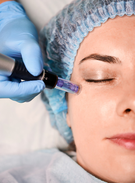 female-client-having-fractional-mesotherapy-beauty-salon.jpg