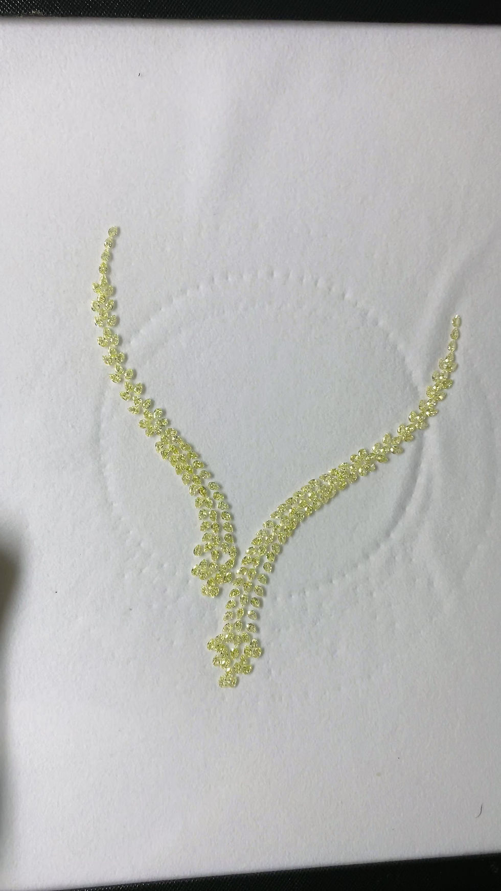 Thumbnail: 0.09-0.15ct Size Fancy Yellow VS Calibrated Pear Shape Layout Necklace JDL-101