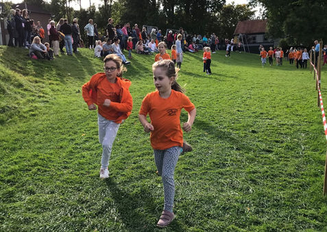 2021_22_10_Sponsorenlauf GS 53_.jpg