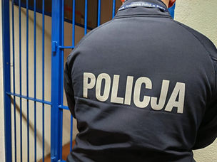 Miał trzy sądowe zakazy, a i tak wsiadł za kierownicę. Sąd podjął zdecydowaną decyzję