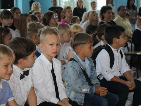 Uczniowie z Radoliny wrócili po wakacyjnej przerwie do szkoły