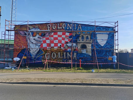 Piłkarski mural w Golinie