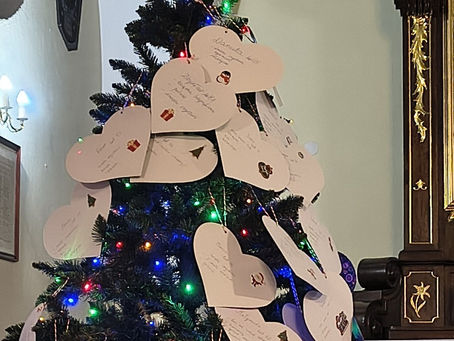 Weź serduszko, podaruj prezent - świąteczna akcja w parafii w Strzałkowie