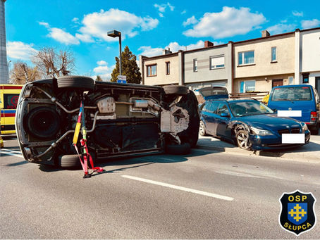 Wypadek na Kopernika w Słupcy. Jedna osoba trafiła do szpitala