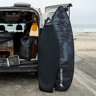 media-grid_1400x1400_fw-black-mesh-sock-shortboard-1.webp