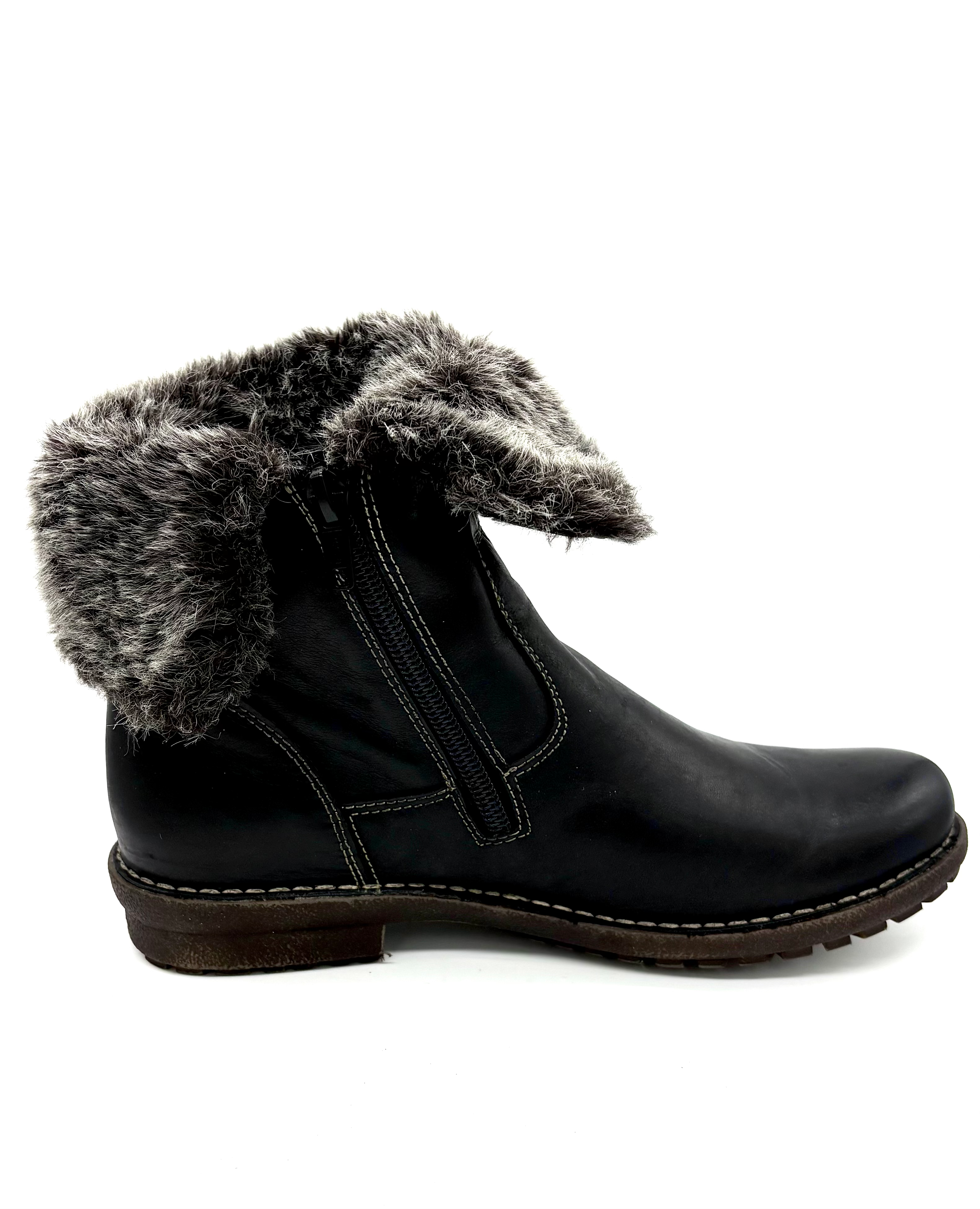 Zeta Malo Black Fur Boot
