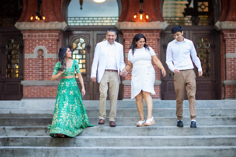Family Professional Photoshoot Session Photo Portrait Service
