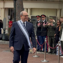 Monaco hosted a military ceremony as part of the 81st General Assembly of the International Military Sports Council (CISM). The event took place at the Prince’s Palace Square, despite overcast weather and light rain.