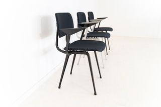 リボルトチェア ブラック アームレスト | Revolt chair black armrest