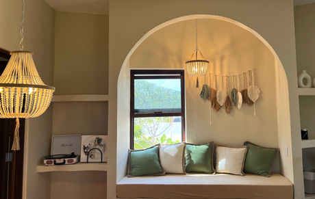 Room 10 Niche