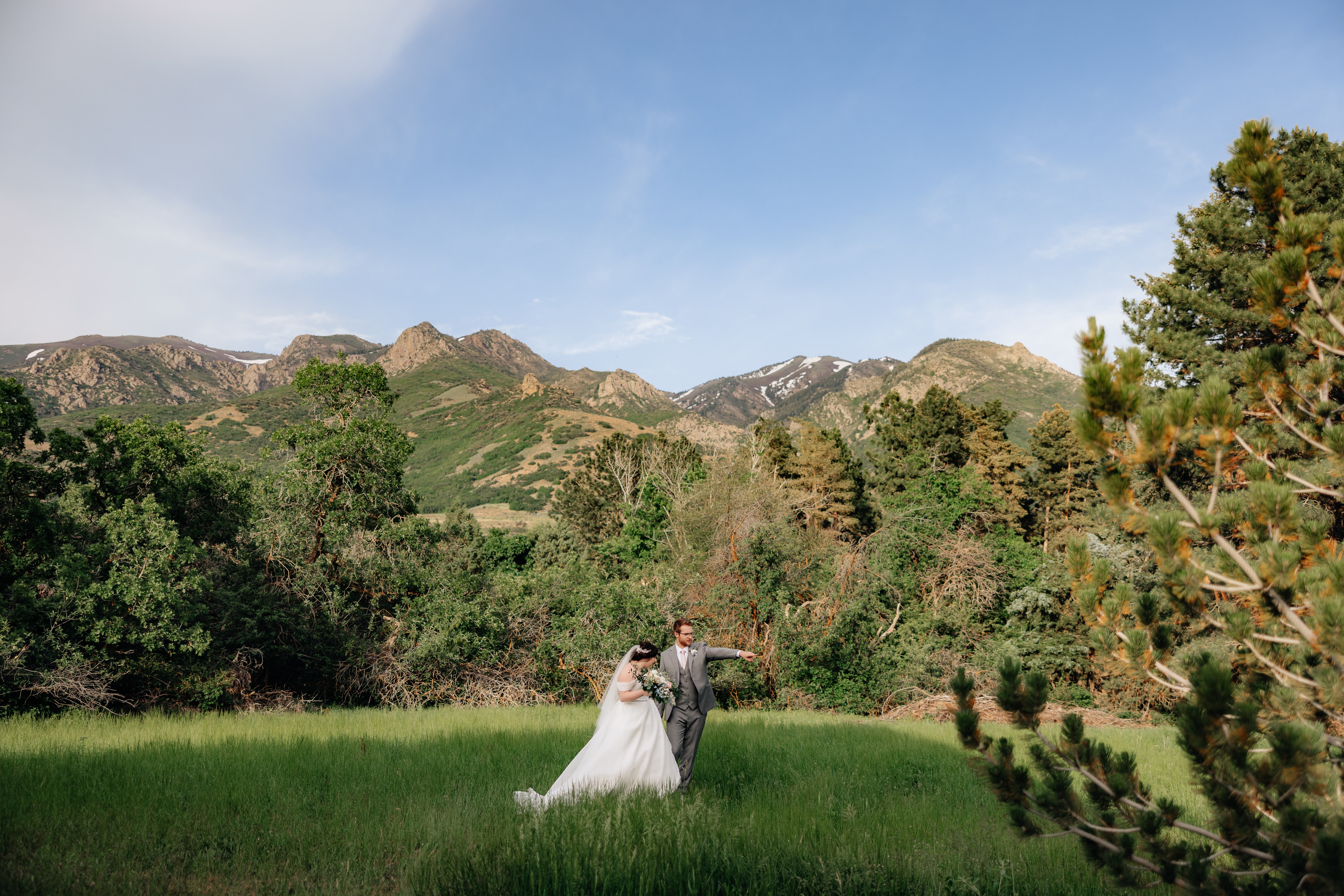 Oak Hills Reception and Event Center outdoor ceremony site with Wasatch Range backdrop in Layton, Utah
