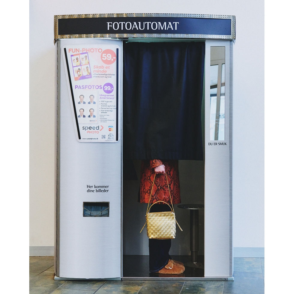 Thumbnail: SAC Núnoo - Small Chiara Braided Metallic Light Gold