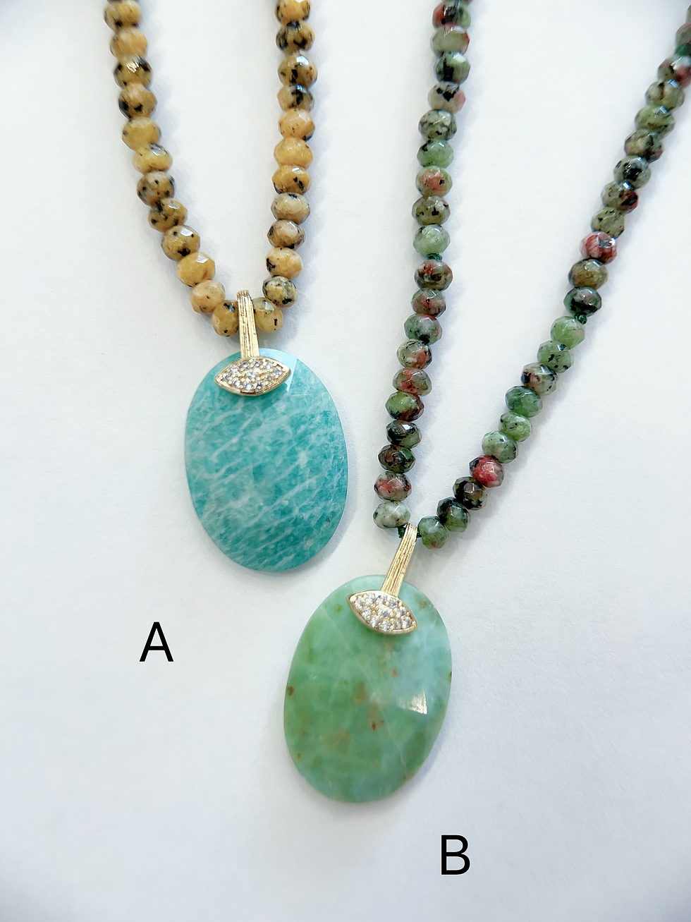 Miniature : Collier HABAHA - pierres cabochon pierres naturelles